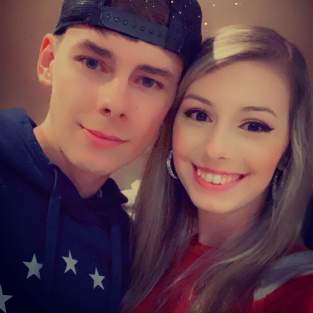 Meet your Posher, Kelli